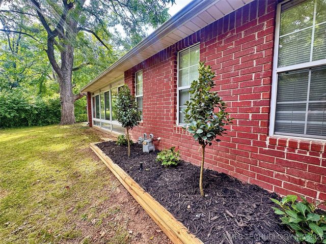 509 W 2nd Street, Tahlequah, OK 74464