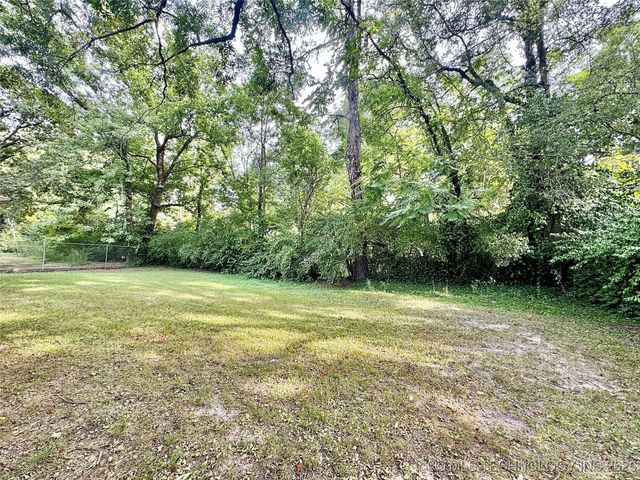 509 W 2nd Street, Tahlequah, OK 74464