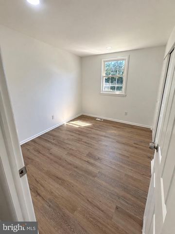 5913 HUDSON RD, Bensalem, PA 19020