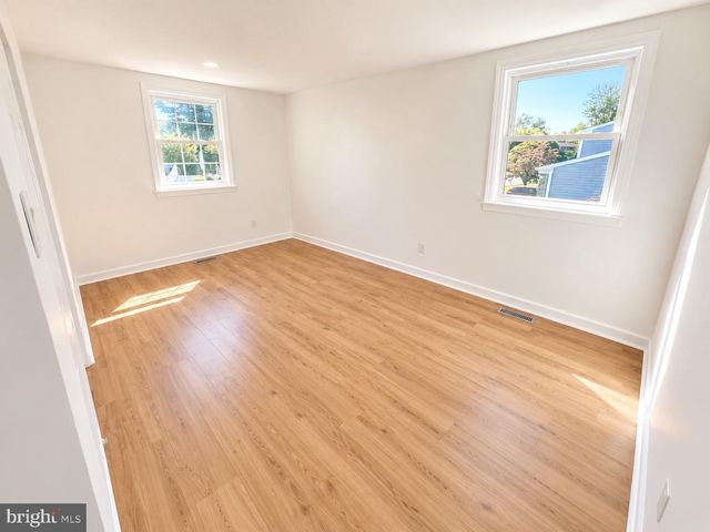 5913 HUDSON RD, Bensalem, PA 19020
