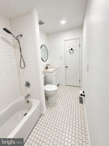 5913 HUDSON RD, Bensalem, PA 19020