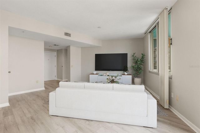 322 E CENTRAL BOULEVARD 1910, Orlando, FL 32801