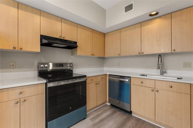 322 E CENTRAL BOULEVARD 1910, Orlando, FL 32801