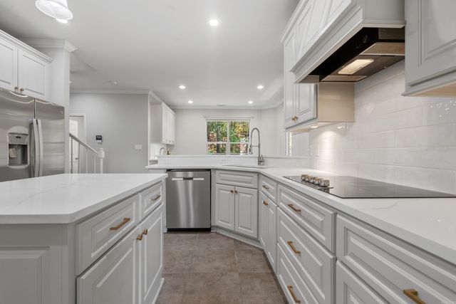 121 Burchwood Bay Cove, Hot Springs, AR 71913
