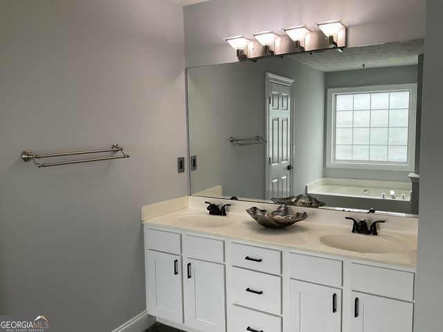 2730 Matlin Way, Buford, GA 30519