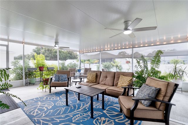 8745 100th Court, Vero Beach, FL 32967