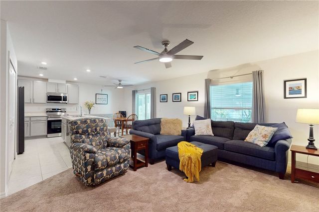 8745 100th Court, Vero Beach, FL 32967