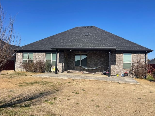 1133 Ruscello Avenue, Tontitown, AR 72762