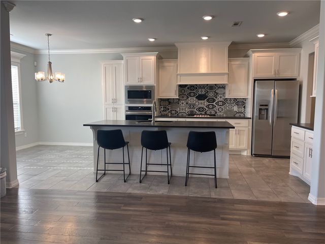 1133 Ruscello Avenue, Tontitown, AR 72762