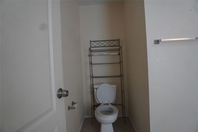 5600 War Admiral DR, Del Valle, TX 78617