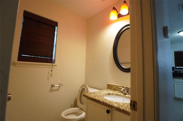 5600 War Admiral DR, Del Valle, TX 78617