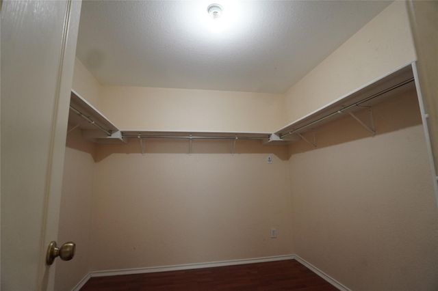 5600 War Admiral DR, Del Valle, TX 78617