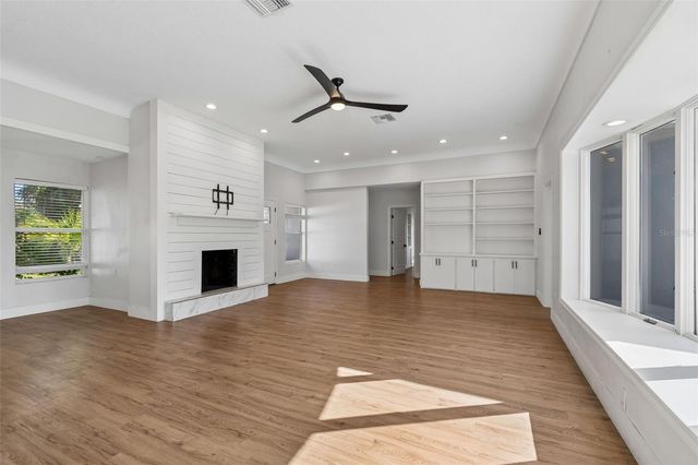 125 HARBOR BLUFF DRIVE, Largo, FL 33770