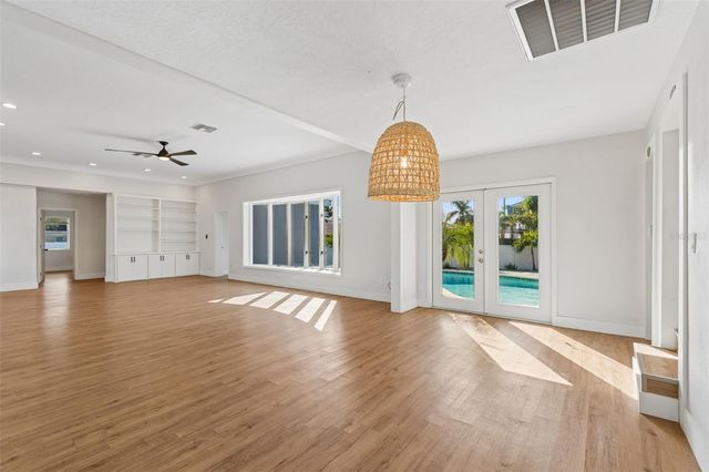 125 HARBOR BLUFF DRIVE, Largo, FL 33770