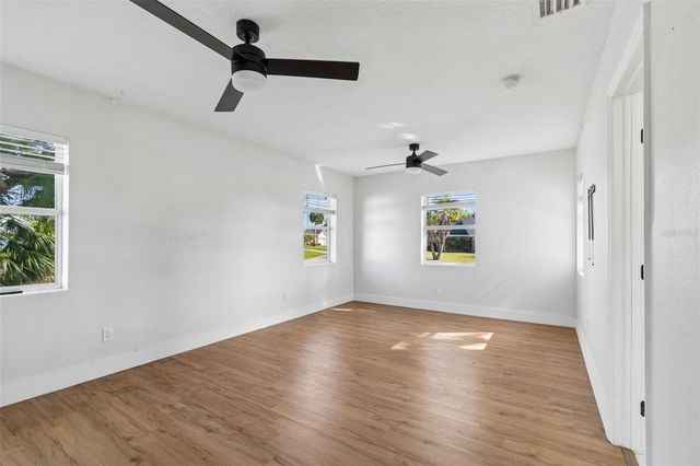 125 HARBOR BLUFF DRIVE, Largo, FL 33770