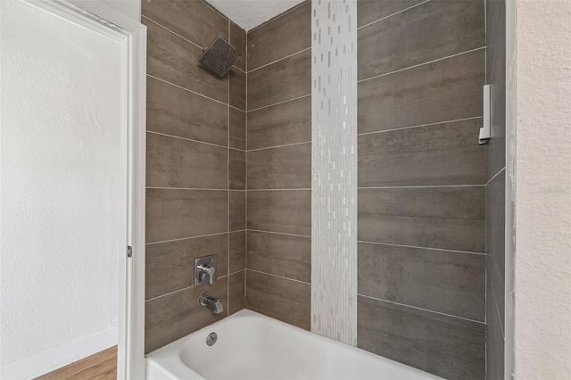 125 HARBOR BLUFF DRIVE, Largo, FL 33770