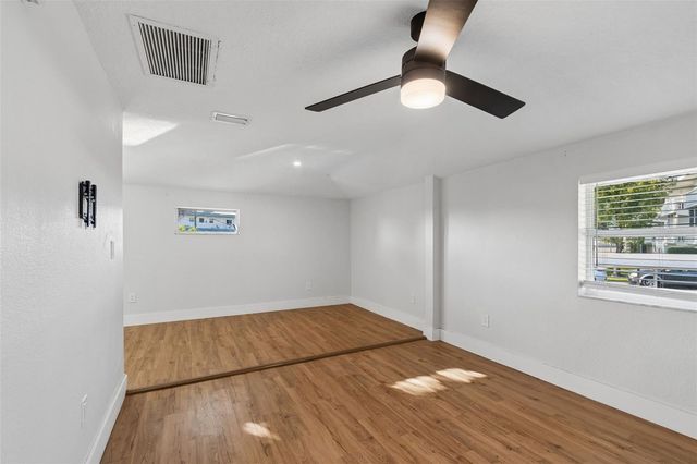 125 HARBOR BLUFF DRIVE, Largo, FL 33770