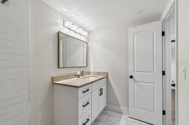 125 HARBOR BLUFF DRIVE, Largo, FL 33770