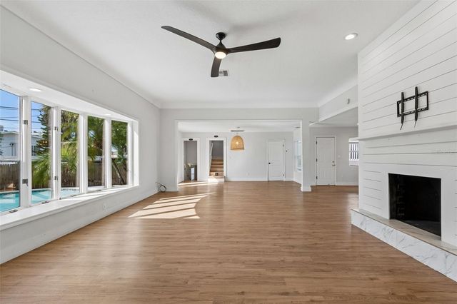 125 HARBOR BLUFF DRIVE, Largo, FL 33770