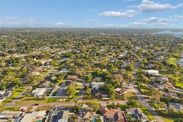 125 HARBOR BLUFF DRIVE, Largo, FL 33770