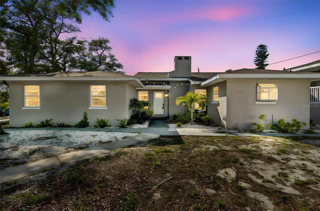 125 HARBOR BLUFF DRIVE, Largo, FL 33770