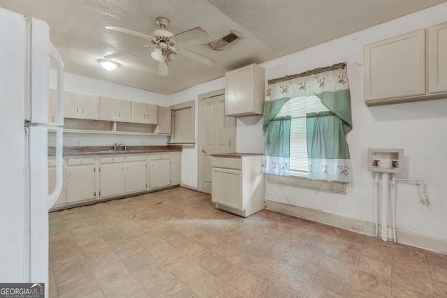 1308 Lucky Street, Griffin, GA 30223
