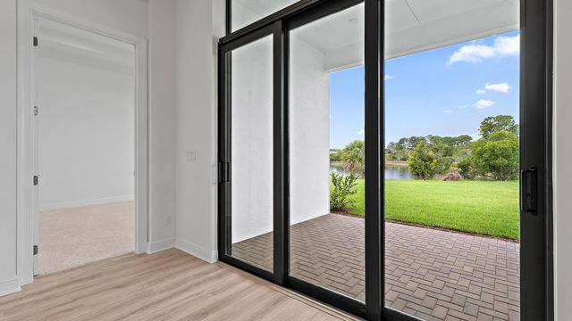 203 SE Via Sangro, Port St. Lucie, Port St Lucie, FL 34952