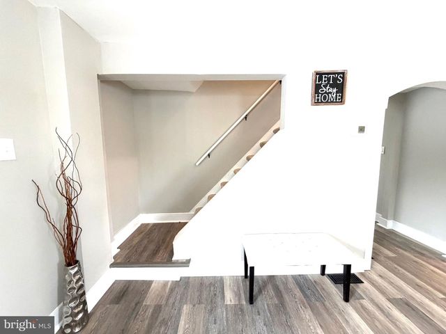 63 LINWOOD AVE, Williamstown, NJ 08094