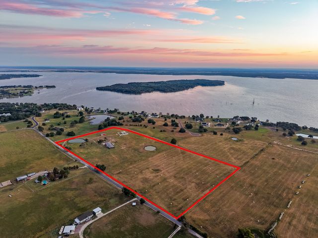 1209 County Rd 3160, Corsicana, TX 75109