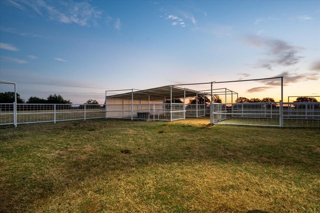 1209 County Rd 3160, Corsicana, TX 75109