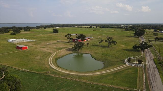 1209 County Rd 3160, Corsicana, TX 75109