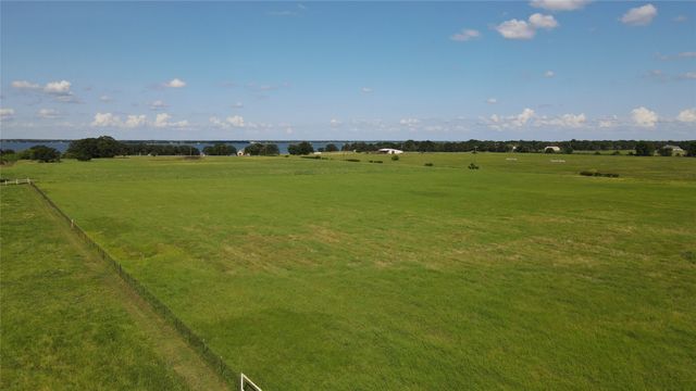 1209 County Rd 3160, Corsicana, TX 75109