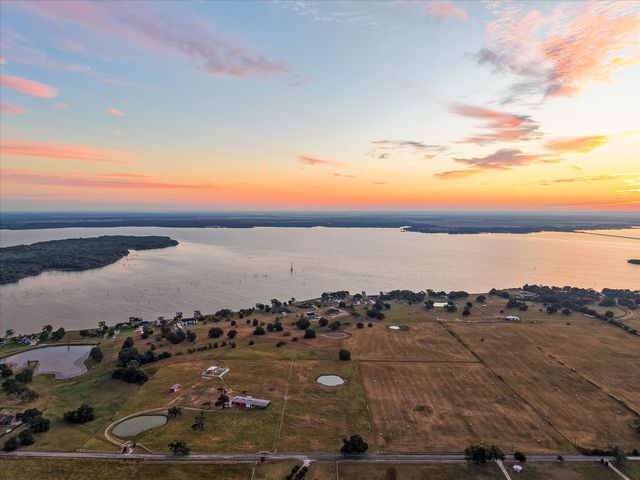 1209 County Rd 3160, Corsicana, TX 75109