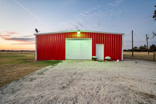 1209 County Rd 3160, Corsicana, TX 75109