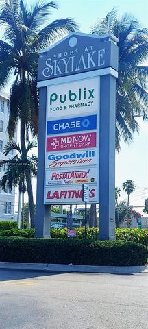 2041 NE 182nd St, North Miami Beach, FL 33162