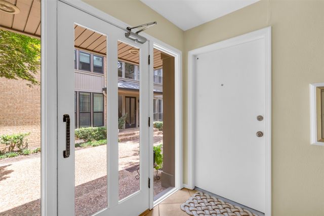 10763 Villager Road A, Dallas, TX 75230