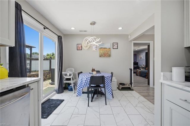252 Locust ST, Suffolk, VA 23434