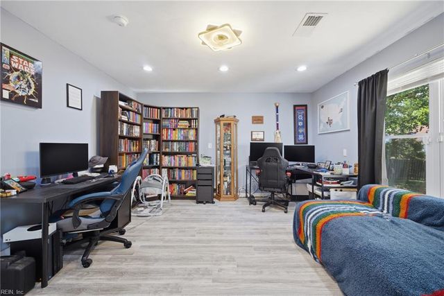 252 Locust ST, Suffolk, VA 23434