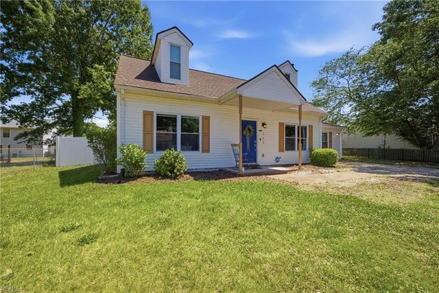 252 Locust ST, Suffolk, VA 23434