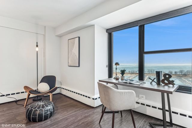 3420 N Lake Shore Drive 16N, Chicago, IL 60657
