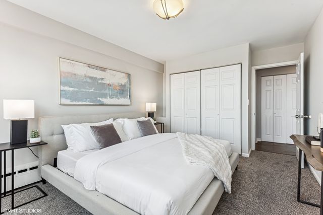 3420 N Lake Shore Drive 16N, Chicago, IL 60657