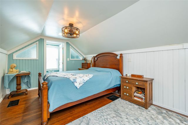 1647 Beaver Avenue, Des Moines, IA 50310