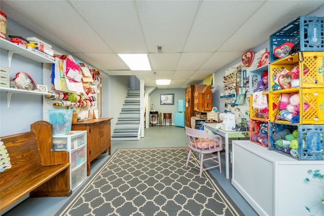 1647 Beaver Avenue, Des Moines, IA 50310