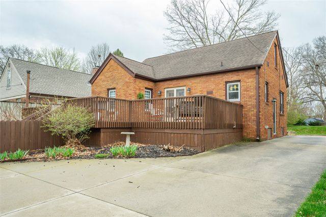 1647 Beaver Avenue, Des Moines, IA 50310