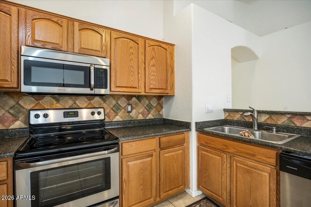 Image 3 of property listing at 1241 E ELM Road, San Tan Valley, AZ 85140