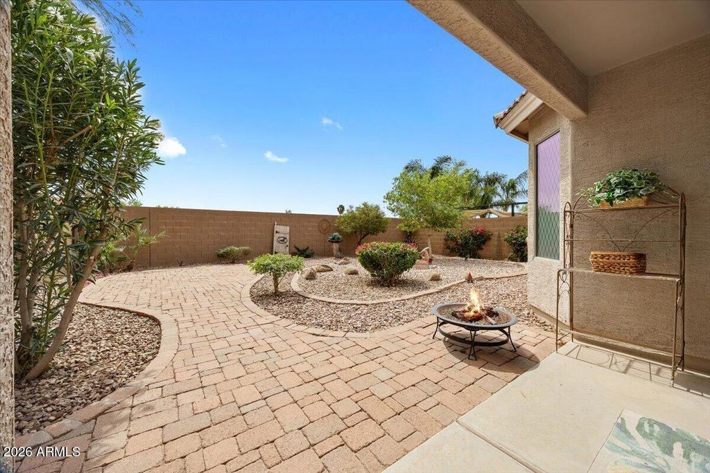Image 5 of property listing at 1241 E ELM Road, San Tan Valley, AZ 85140