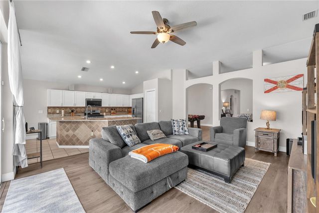 4306 ORANGE RIDGE COURT, Valrico, FL 33596