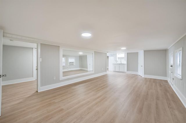 216 Redan Street 6, Houston, TX 77009