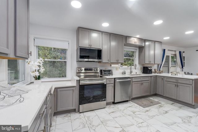 6625 QUEENS FERRY RD, Baltimore, MD 21239