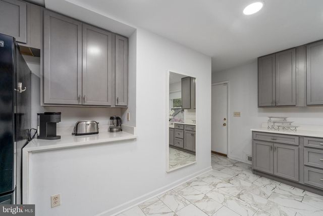 6625 QUEENS FERRY RD, Baltimore, MD 21239